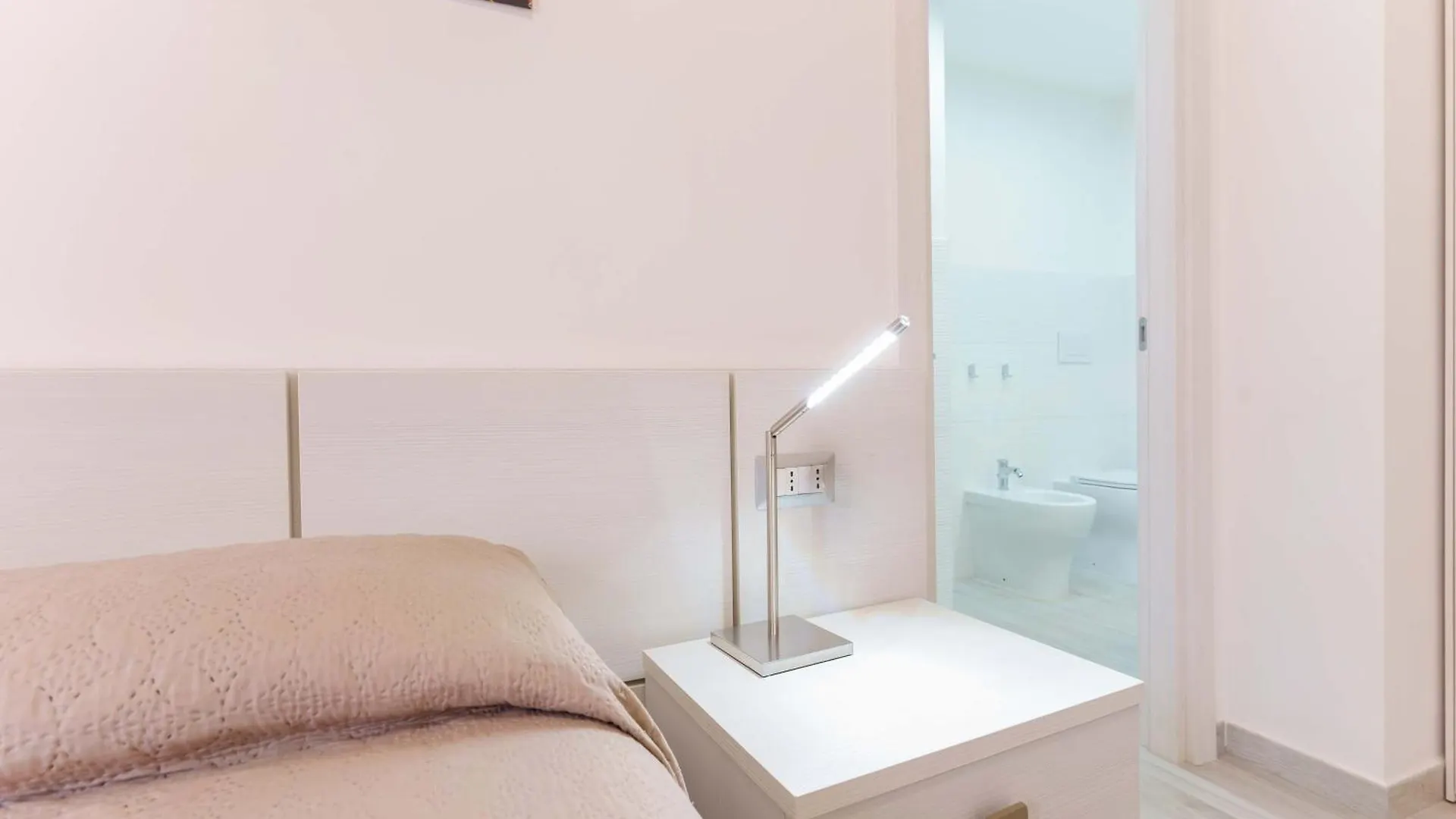 Guest house Nue Rooms Cagliari