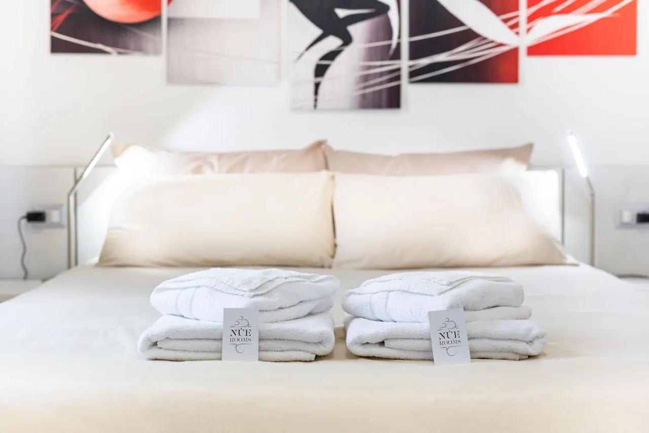 Nue Rooms Cagliari Italy