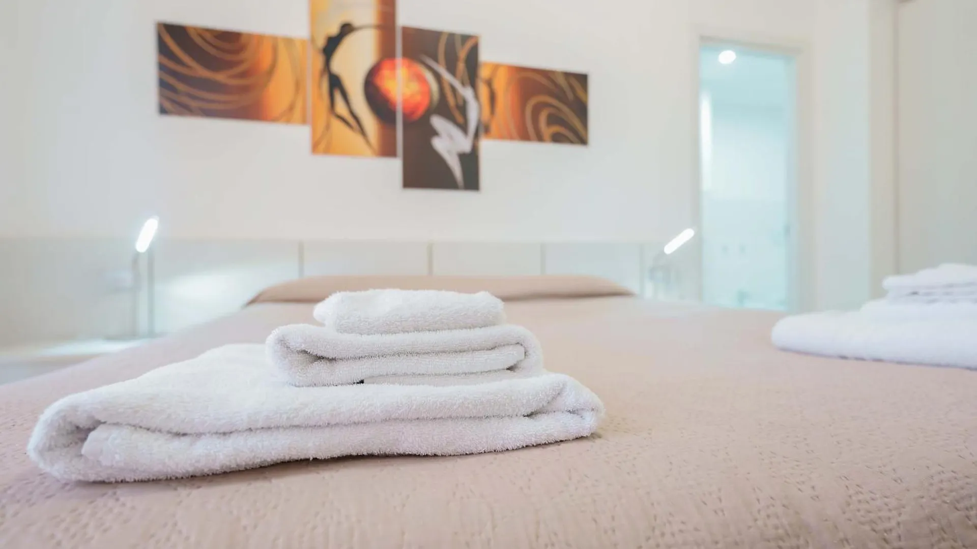*** Guest house Nue Rooms Cagliari Italy