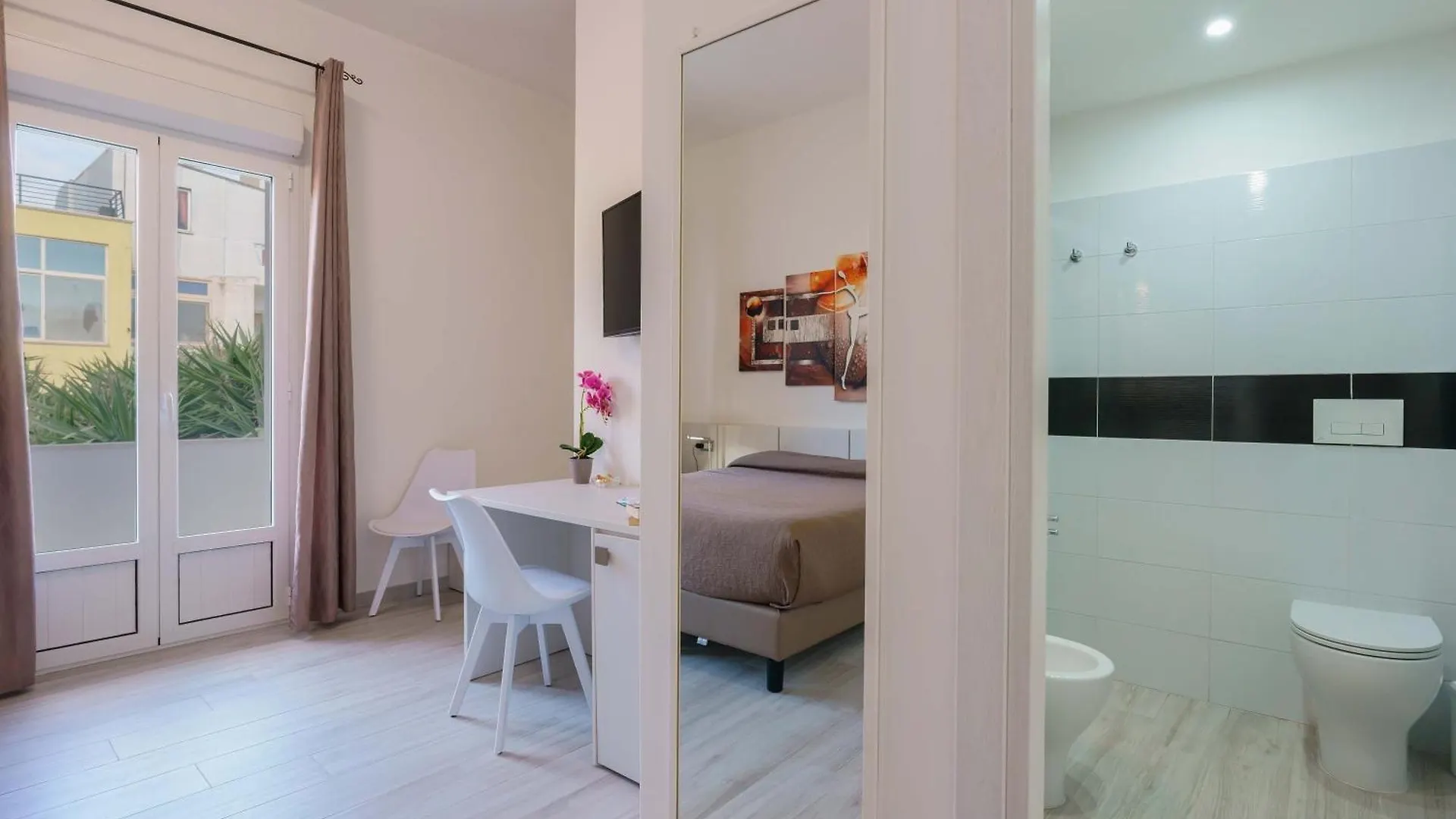 *** Guest house Nue Rooms Cagliari Italy
