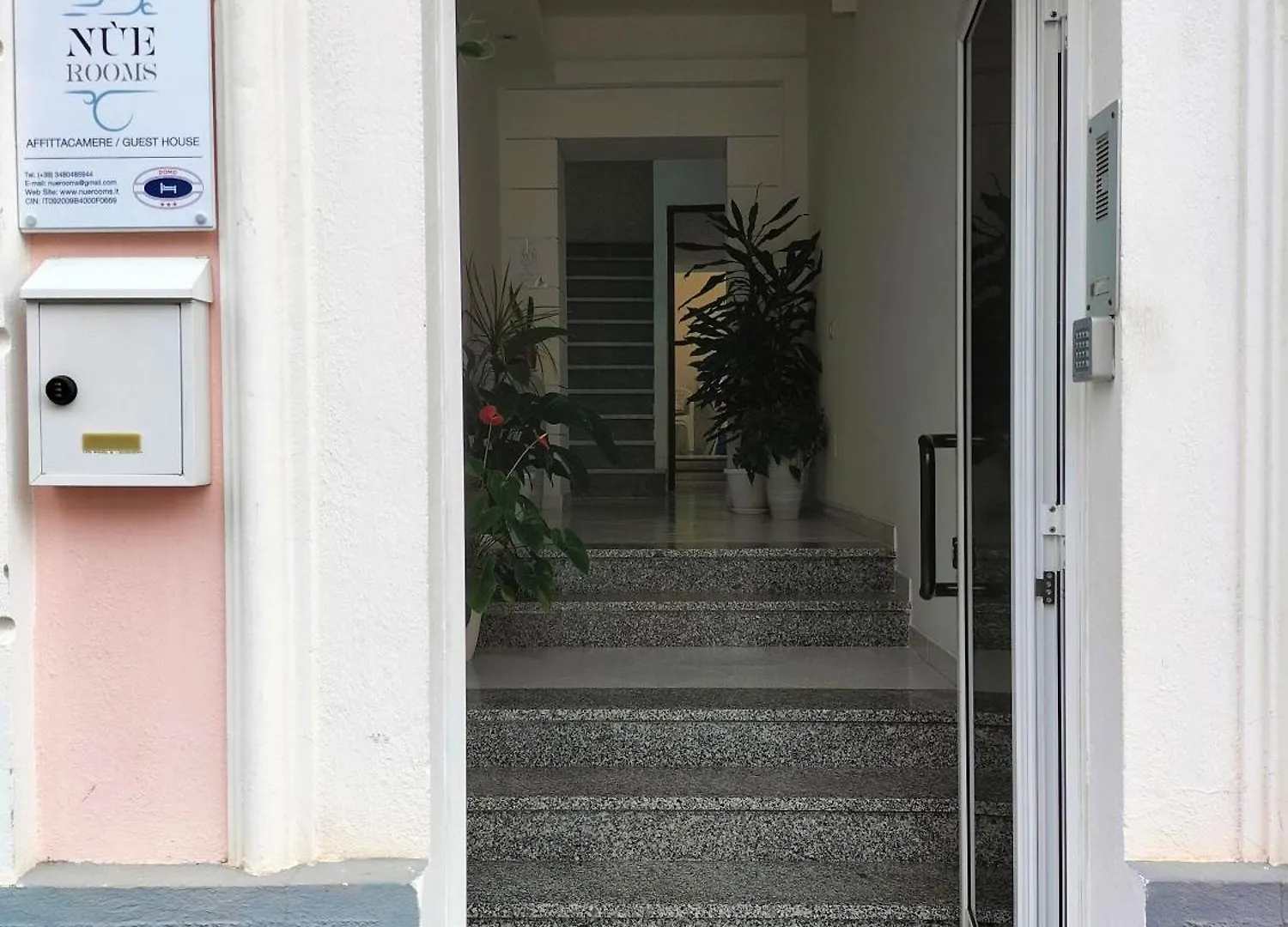 Guest house Nue Rooms Cagliari